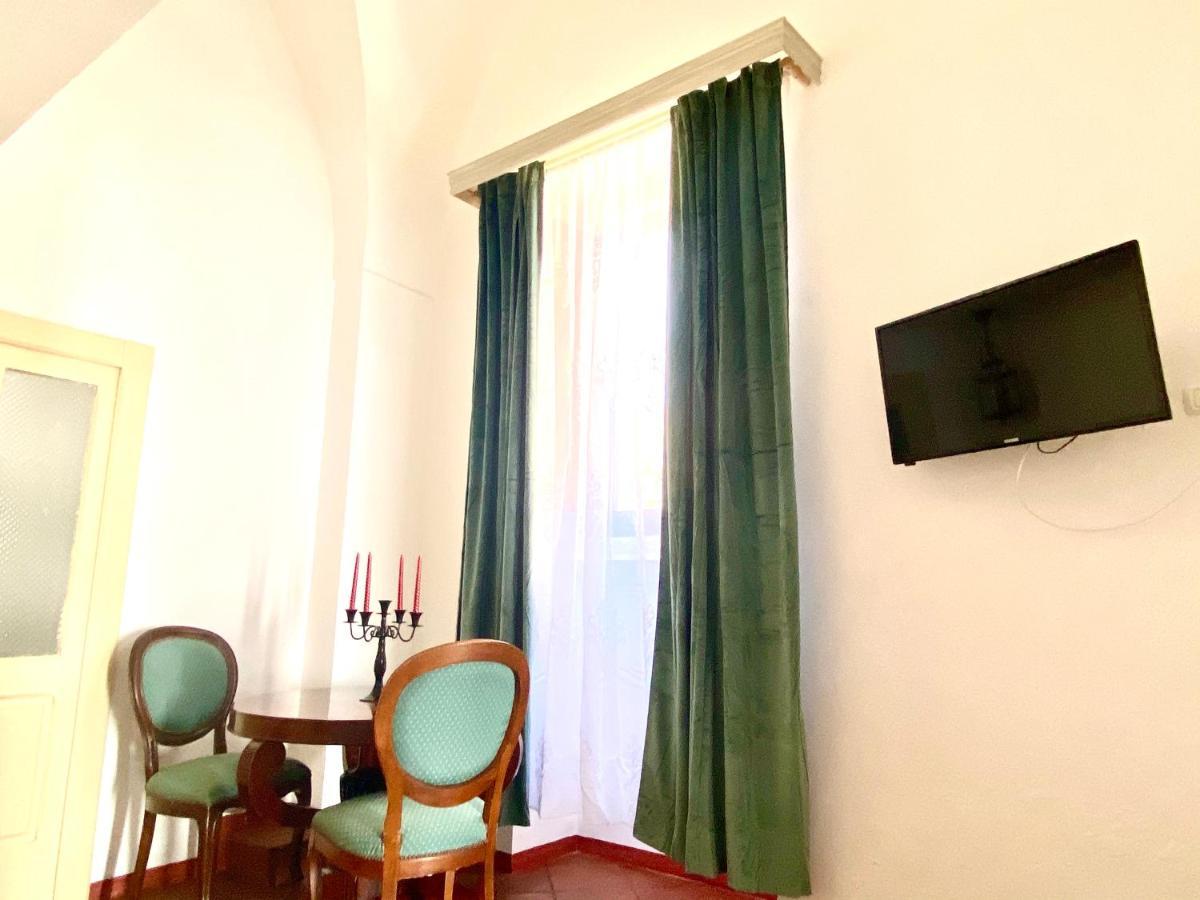 Ca Strignano Suite, Typical House كاسترينيانو دل كابو المظهر الخارجي الصورة